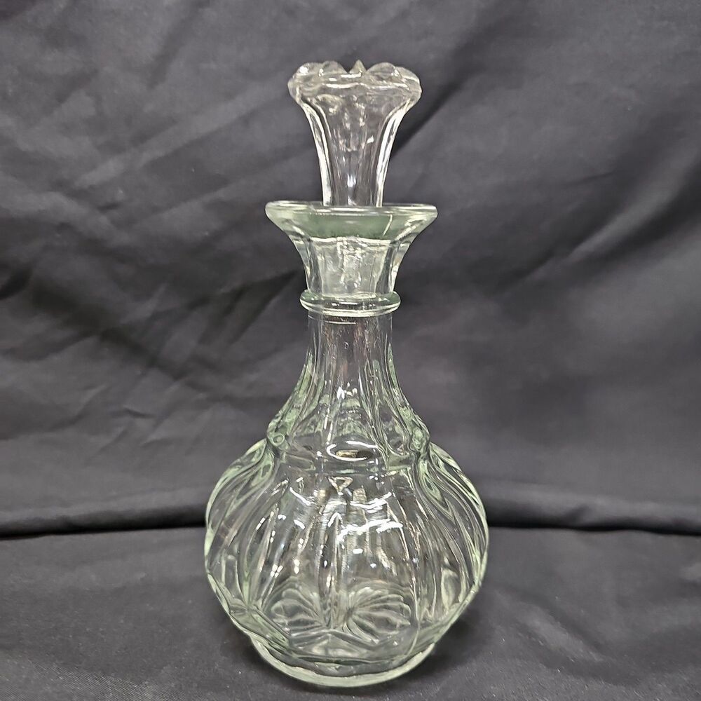 Clear Glass Vintage Round Decanter with Stopper